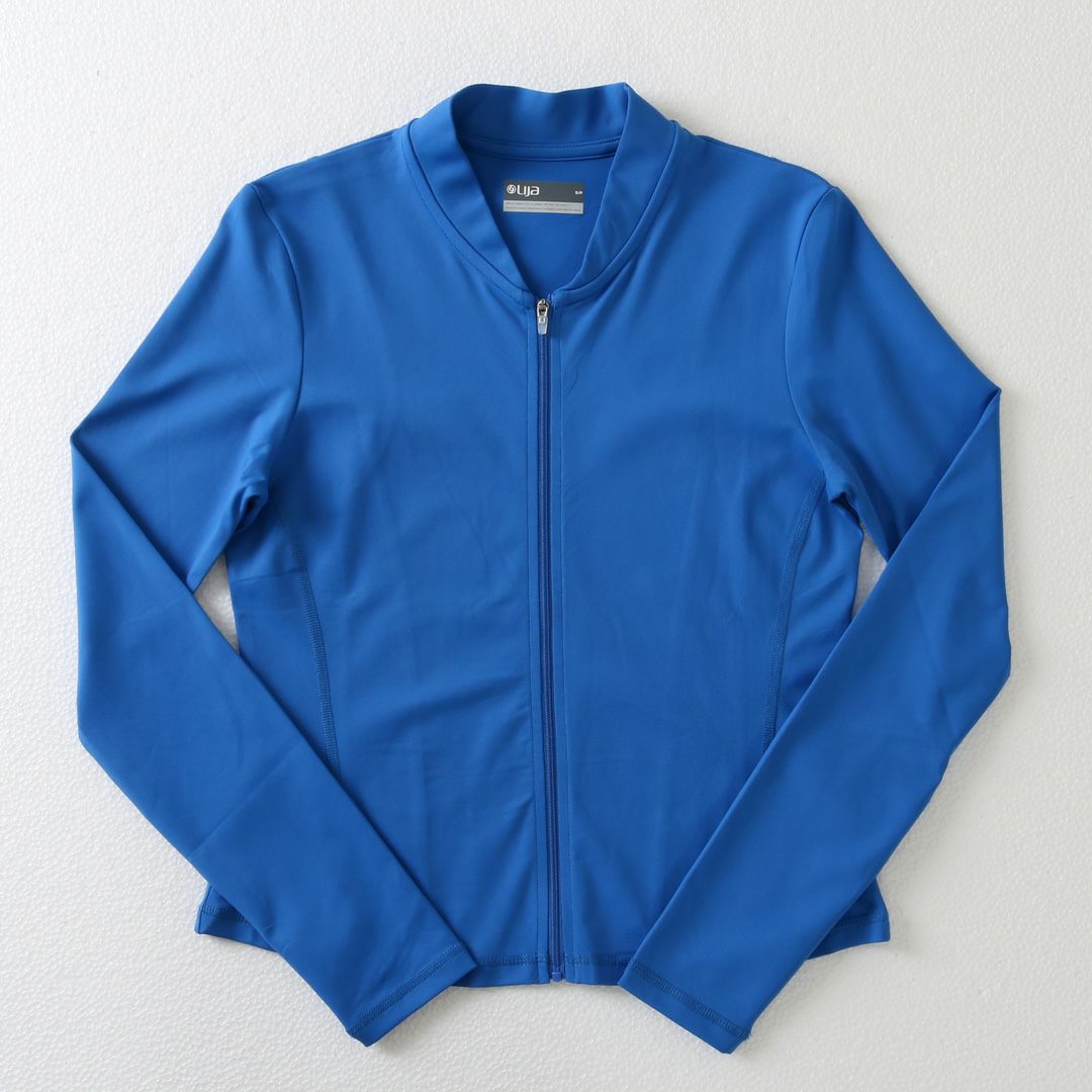 テニスウェア予約受付中のウェア選び方ページです