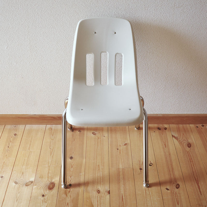 VIRCO 9000 Chair - バルコ スタッキングチェア 9000 チェア – Good Decors