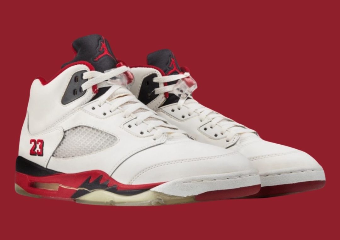 NIKE AIR JORDAN 5 FIRE RED BLACK TONGUEが7/26に海外発売予定 | God