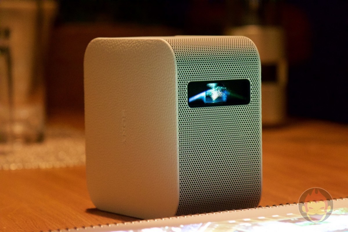 レビュー】実際どう？超短焦点プロジェクター「LSPX-P1」が彩る自宅の