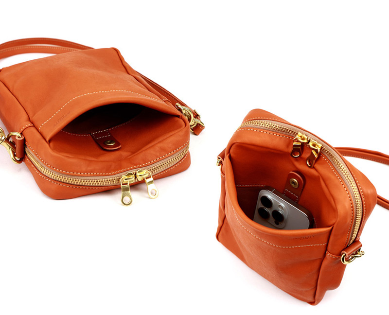 500ml ペットボトルが入るショルダーバッグが便利！