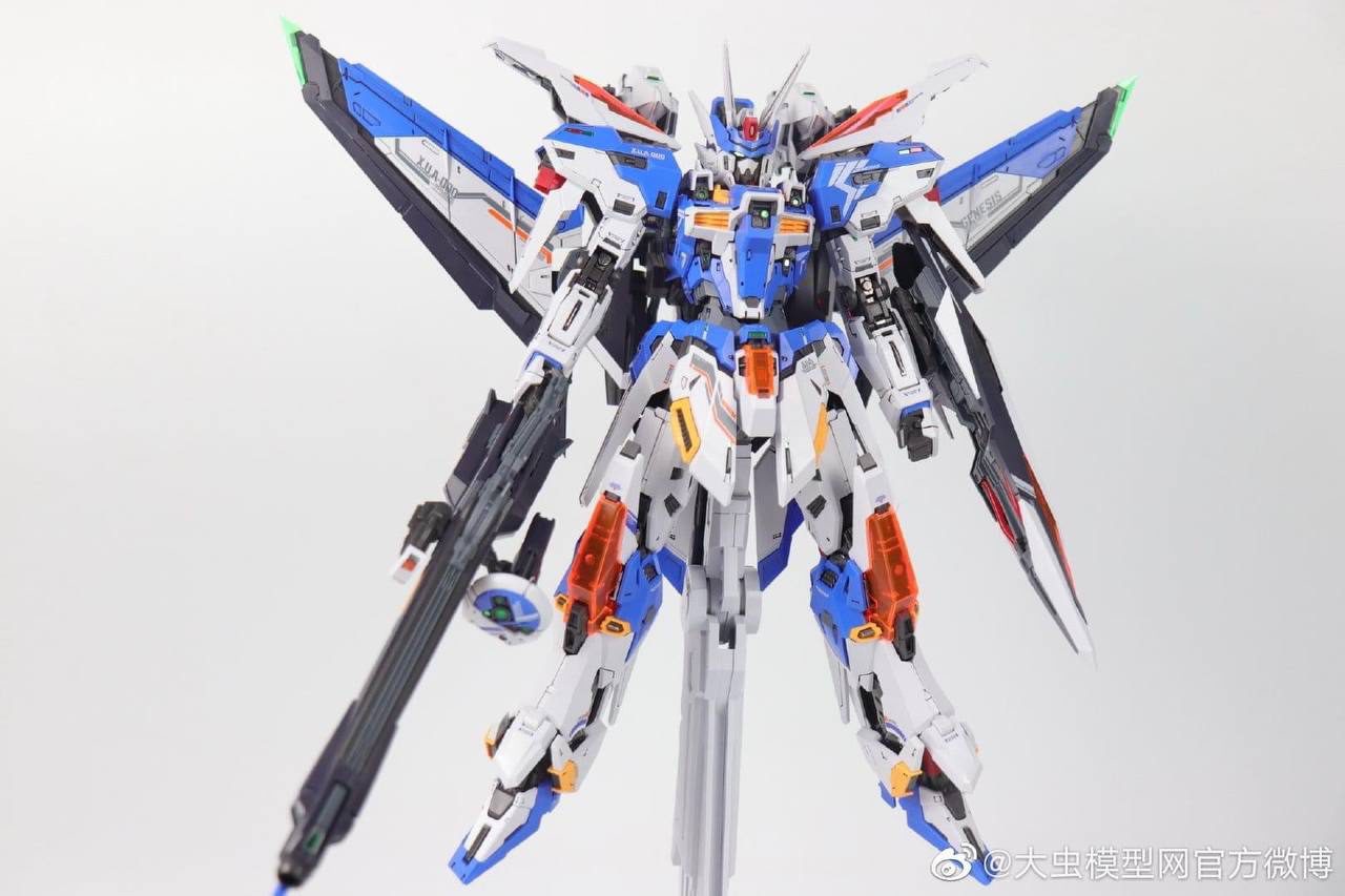 Infinite Dimension - Genesis 1/100 20cm Deluxe Ver - GUNDAM HOUSE
