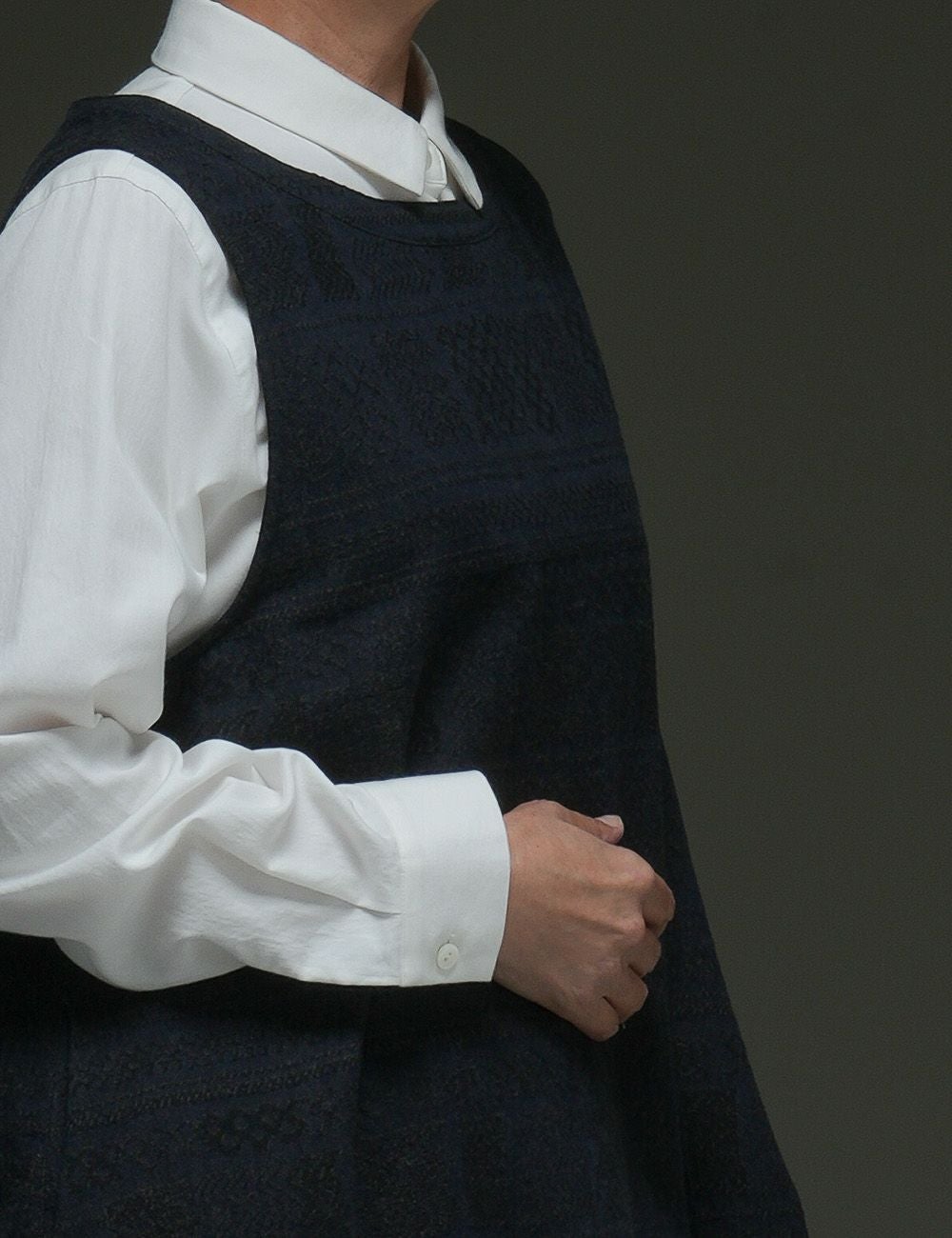 こぎん刺子デニムジャガードジャンパースカート鷺草（さぎそう