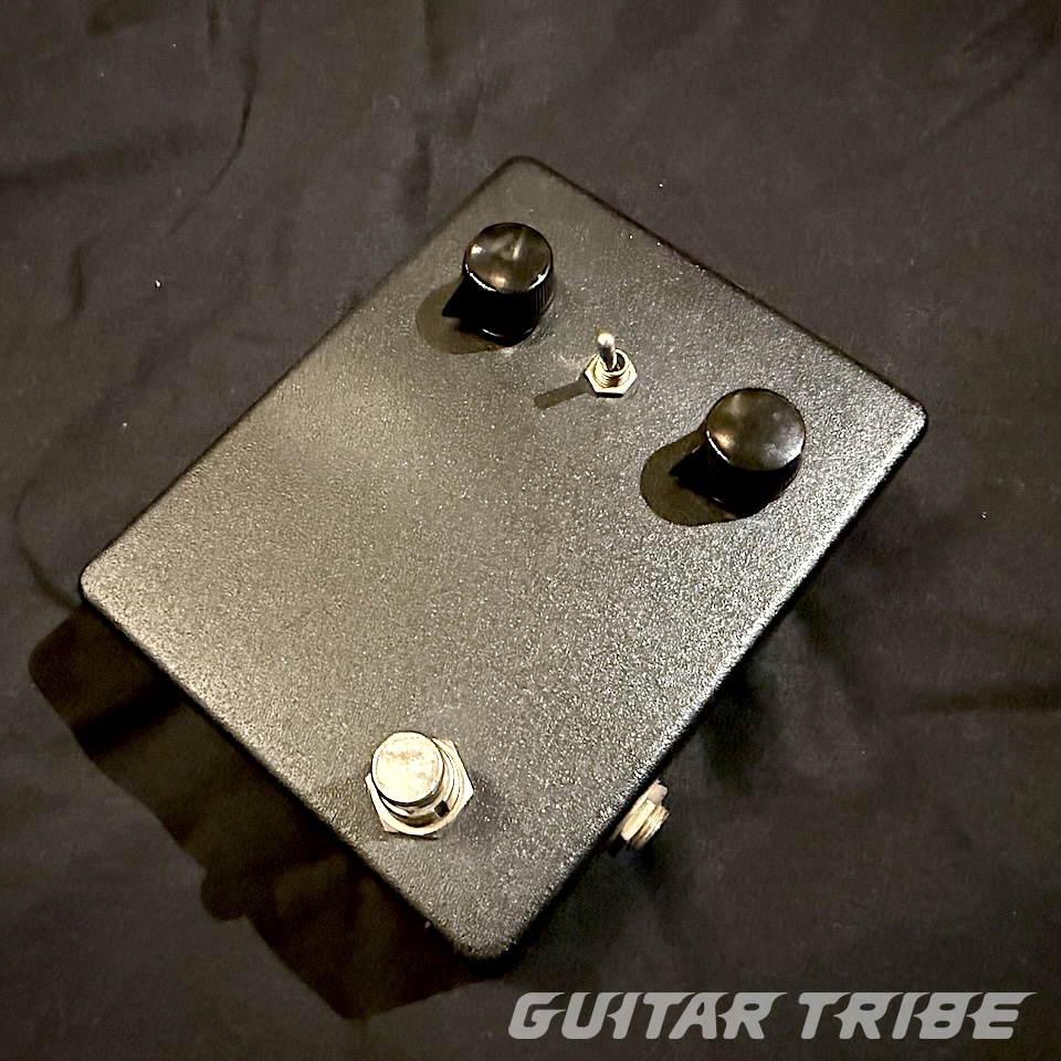BLACK CAT PEDALS 2000's SUPER FUZZ | GUITAR TRIBE.COM