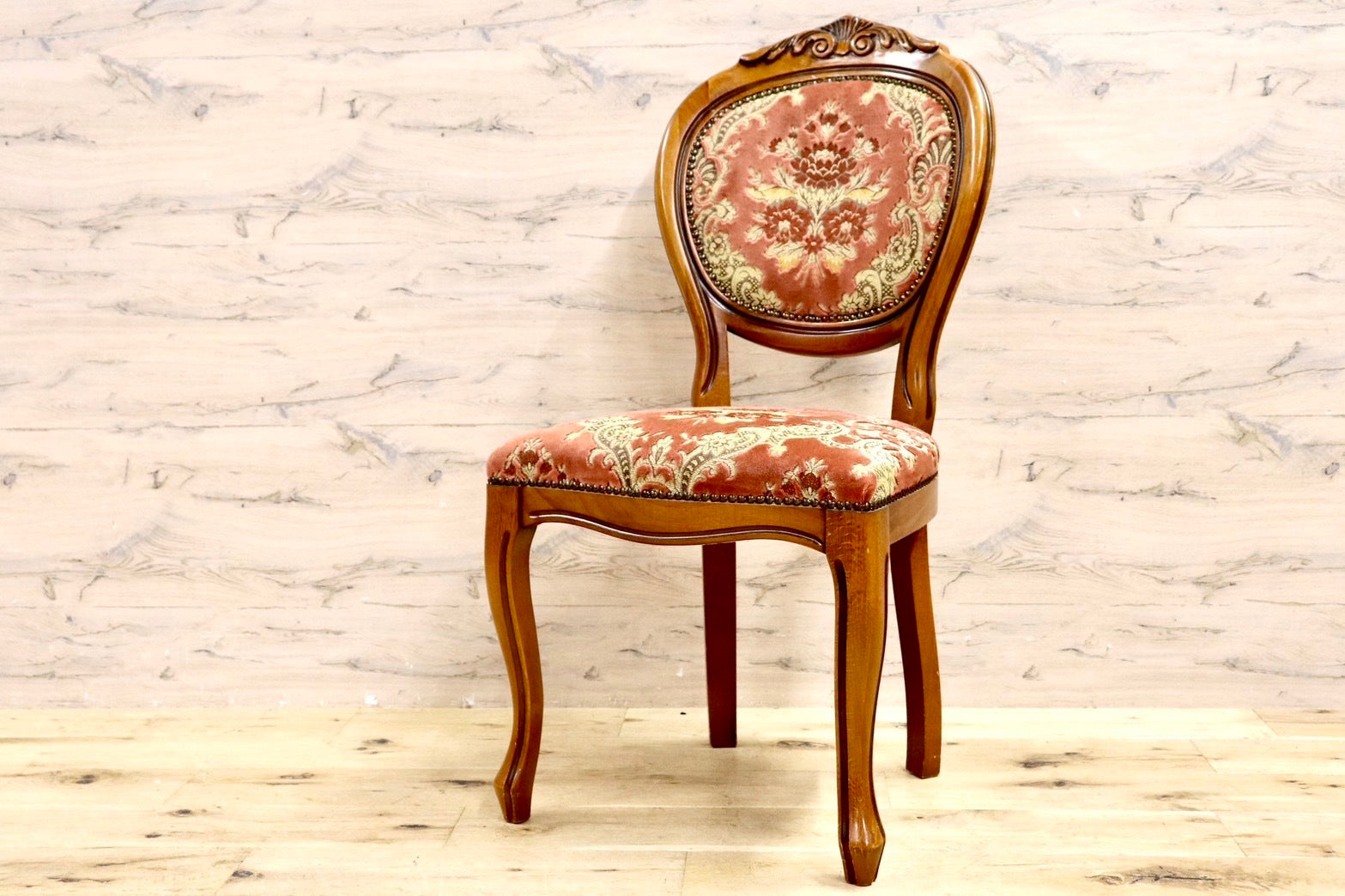 ♡アンティーク 木製椅子 ゴブラン織 猫足 鋲打ち♡ ♡アンティーク