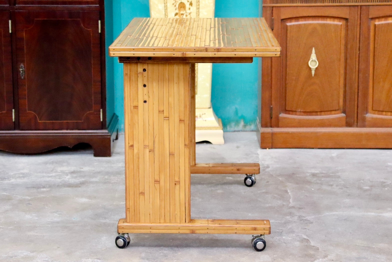 GMIK205○梅里竹芸 Umezato Bamboo Craft 竹家具 机 キャスター付き