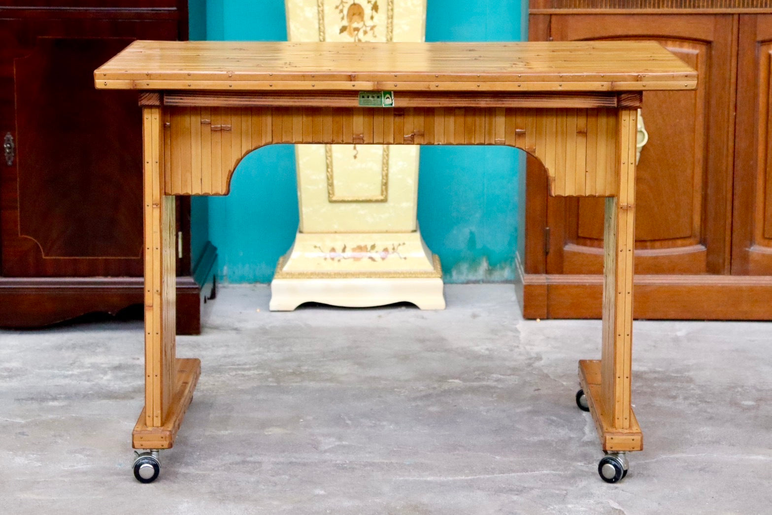 GMIK205○梅里竹芸 Umezato Bamboo Craft 竹家具 机 キャスター付き