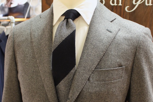 やっぱり勢いを感じます！Drake's（ドレイクス） ネクタイコレクション