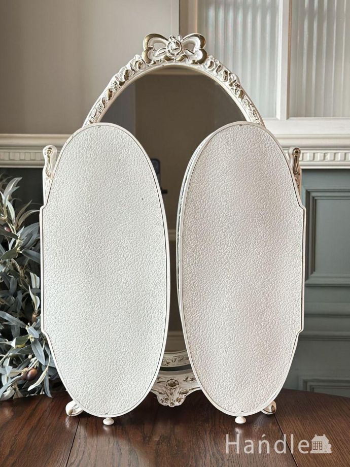 大きなリボンが可愛いアンティークのミラー、フランスから届いた白い