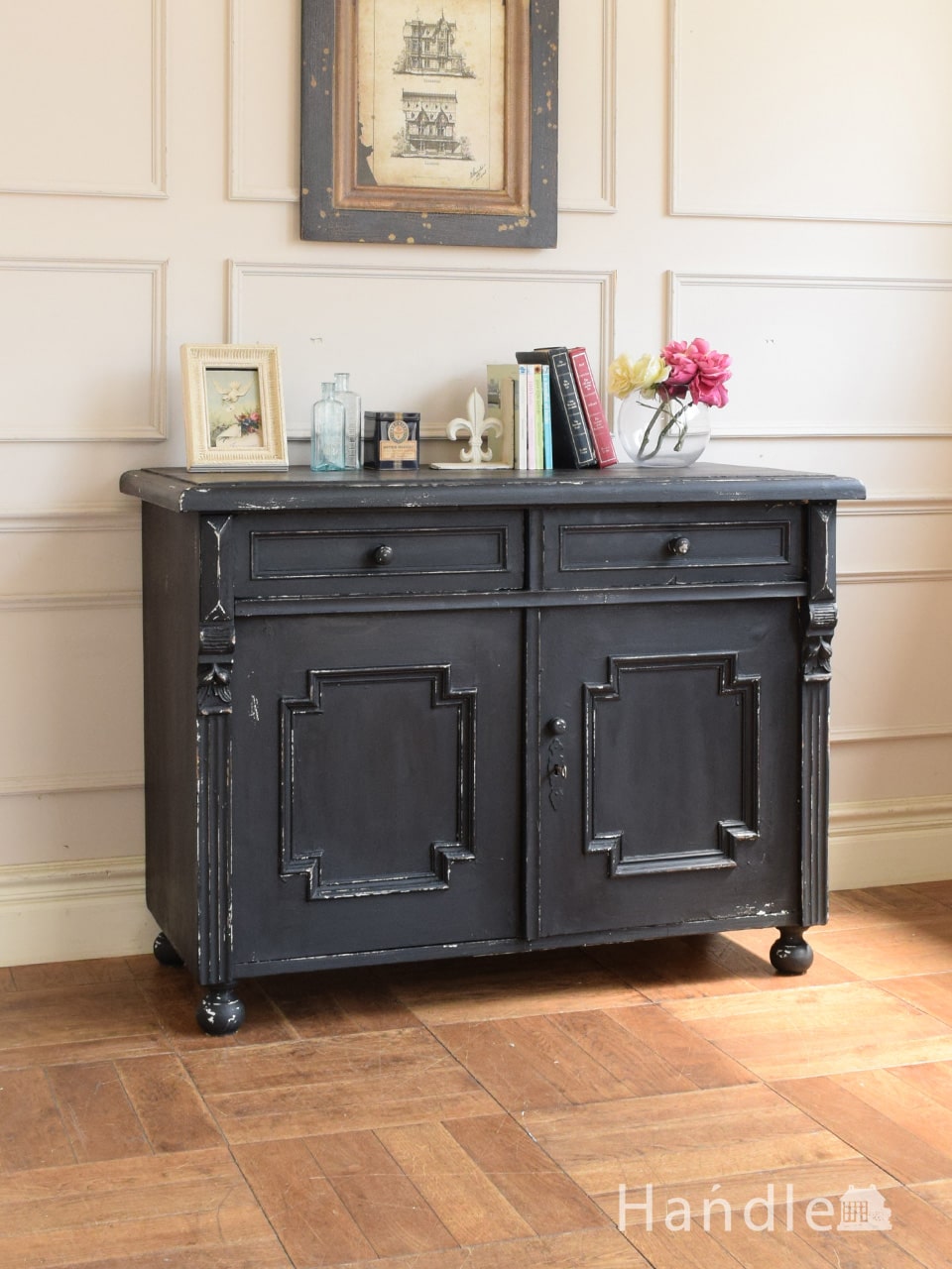 アンティークのペイント家具、フランスの香り漂うおしゃれなカウンター