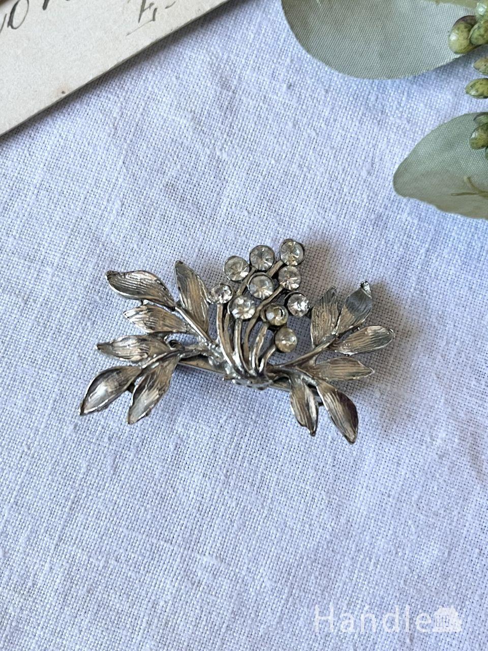 スズランのモチーフが可愛いブローチ、イギリスから届いたアンティーク