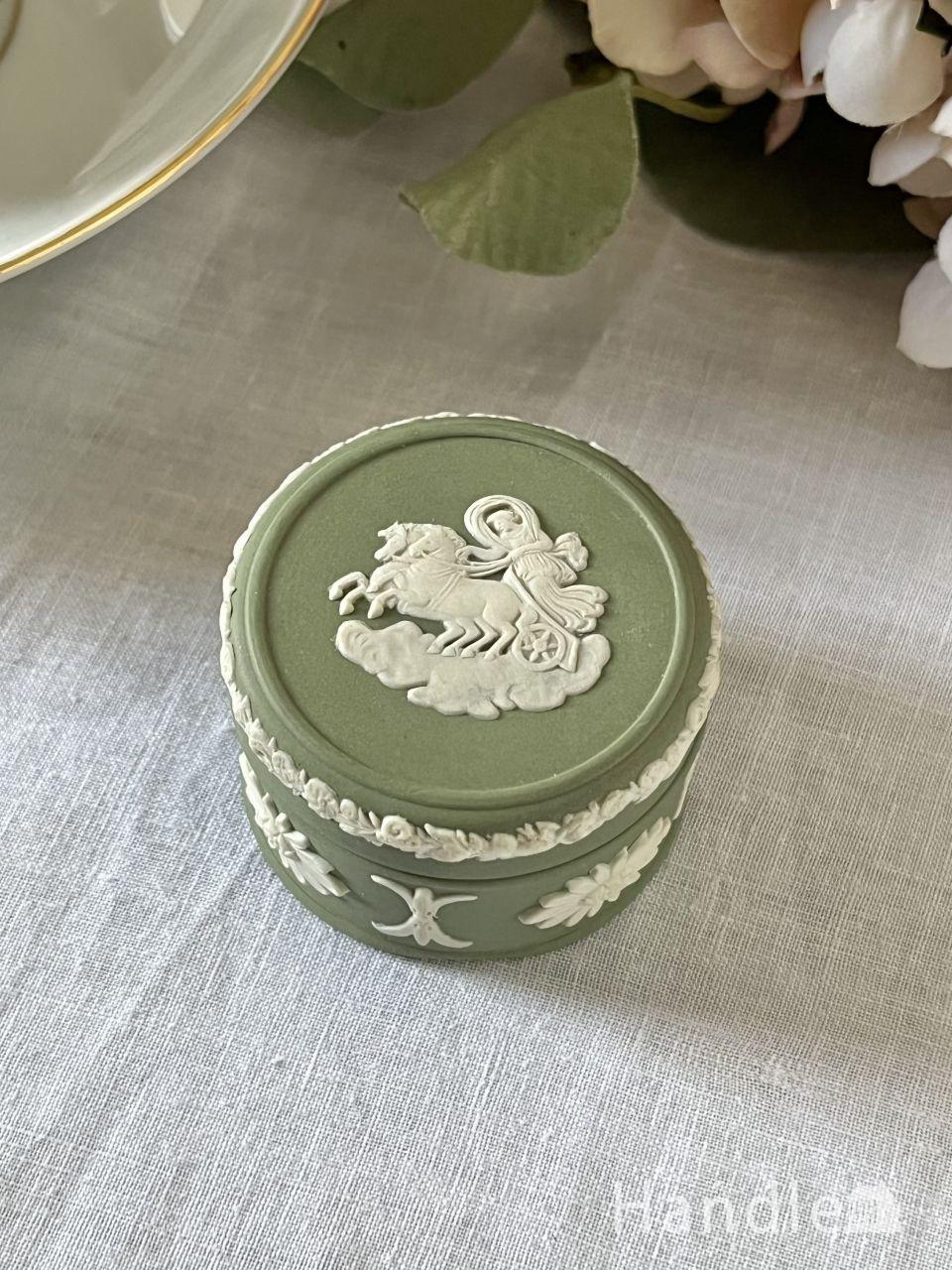 リンゴのような可愛いシルエットのガラスケース、アンティークプレス