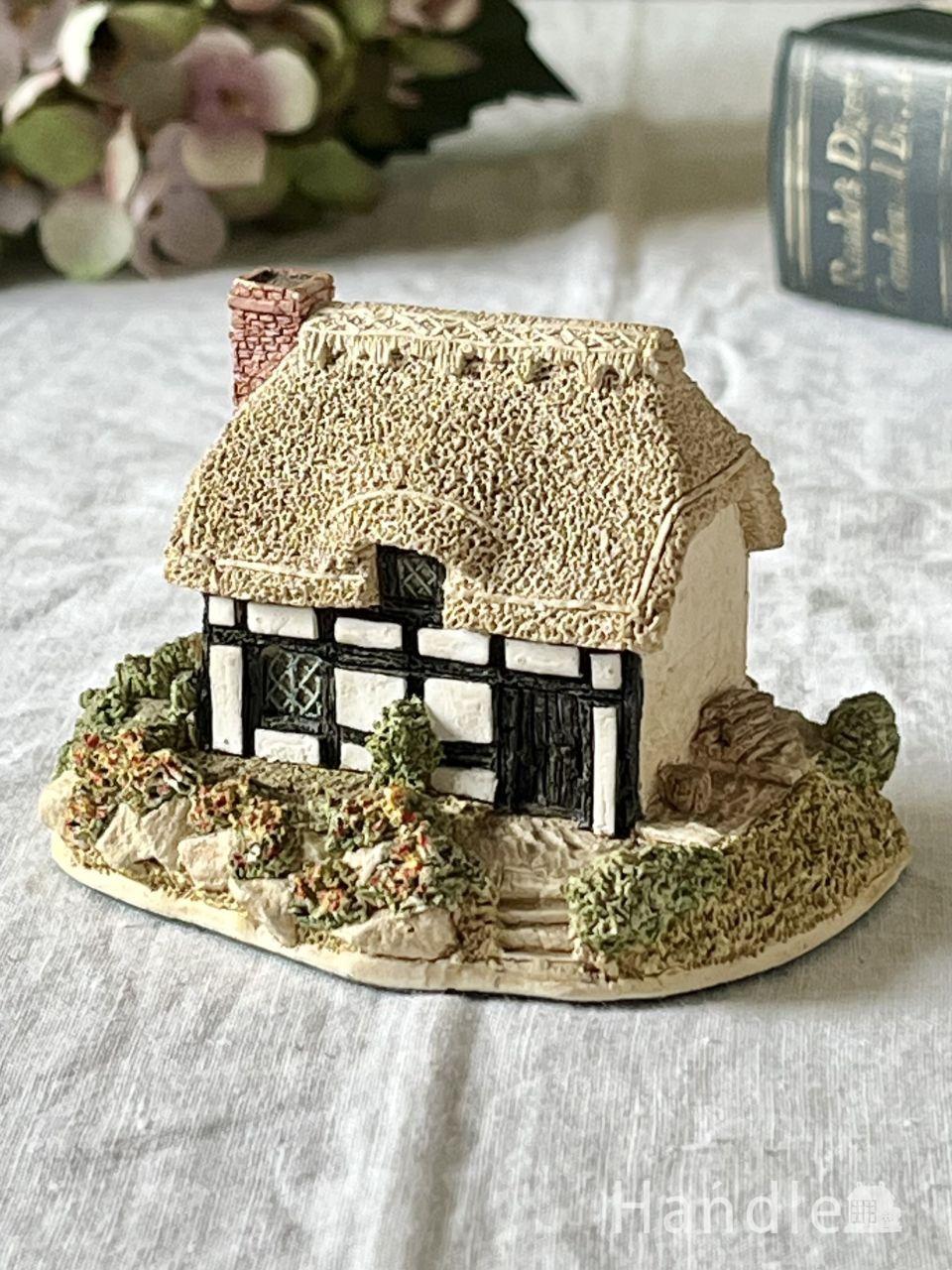 イギリスから届いた可愛いお家型のオブジェ、Lilliput Lane(リリパット