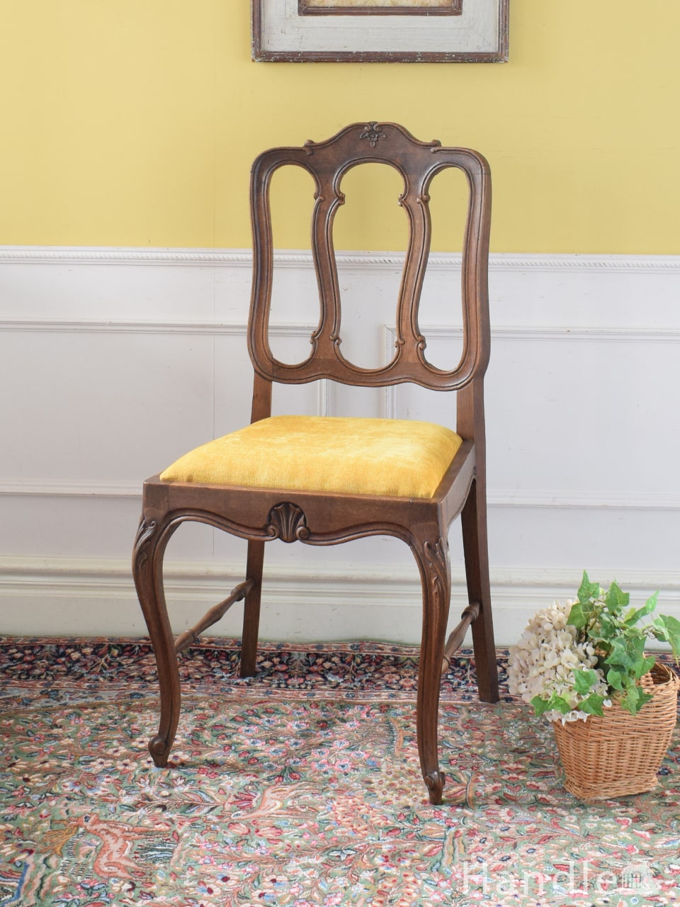 フランスのアンティークチェア、猫脚のエレガントなサロンチェア(q-396