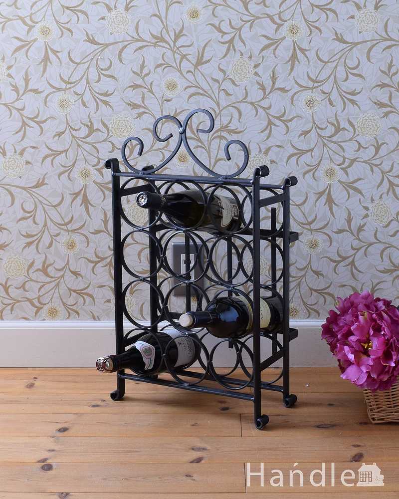 フランス見つけた素敵なインテリア、アイアン製のアンティークワイン
