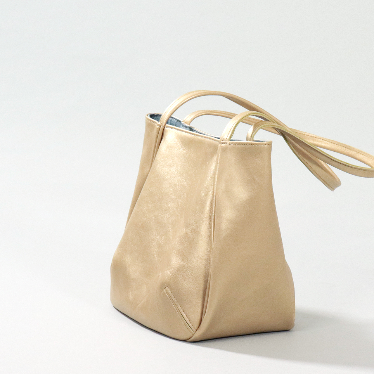 HANEANT KOBE / 【ヤスミン】 国産本革トート エッジの効いたゴールド