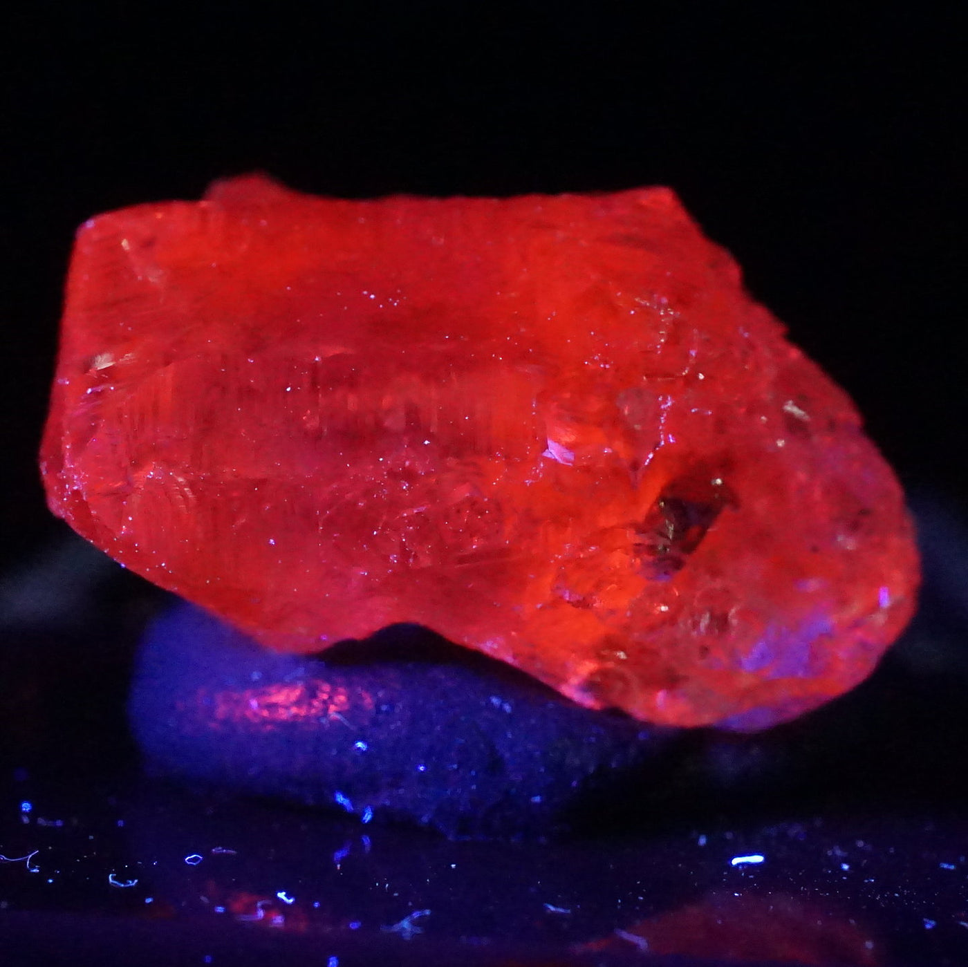 赤蛍光》メキシコ Ojuela Mine産 フローライト – 天然石ハッピーギフト