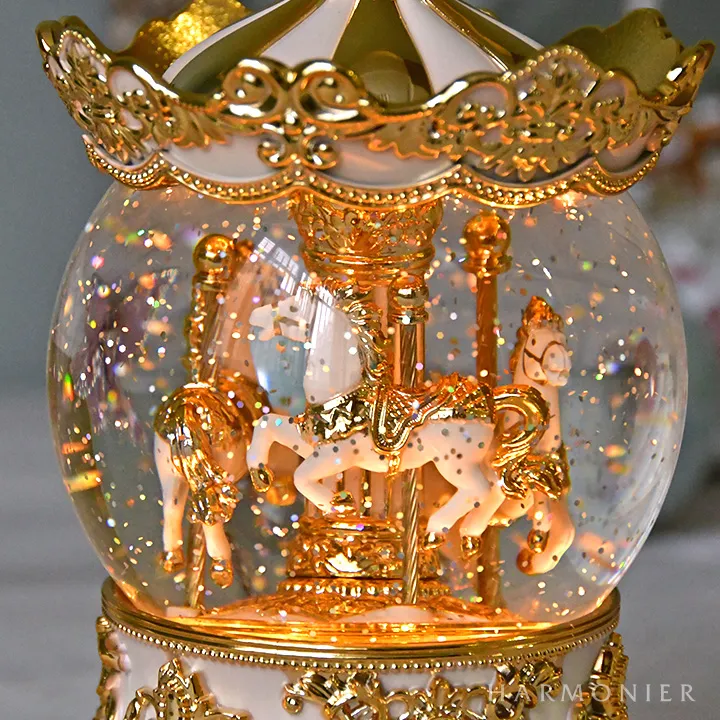リキッドLEDスノードームカルーセル｜クリスマス雑貨の通販 ハルモニア