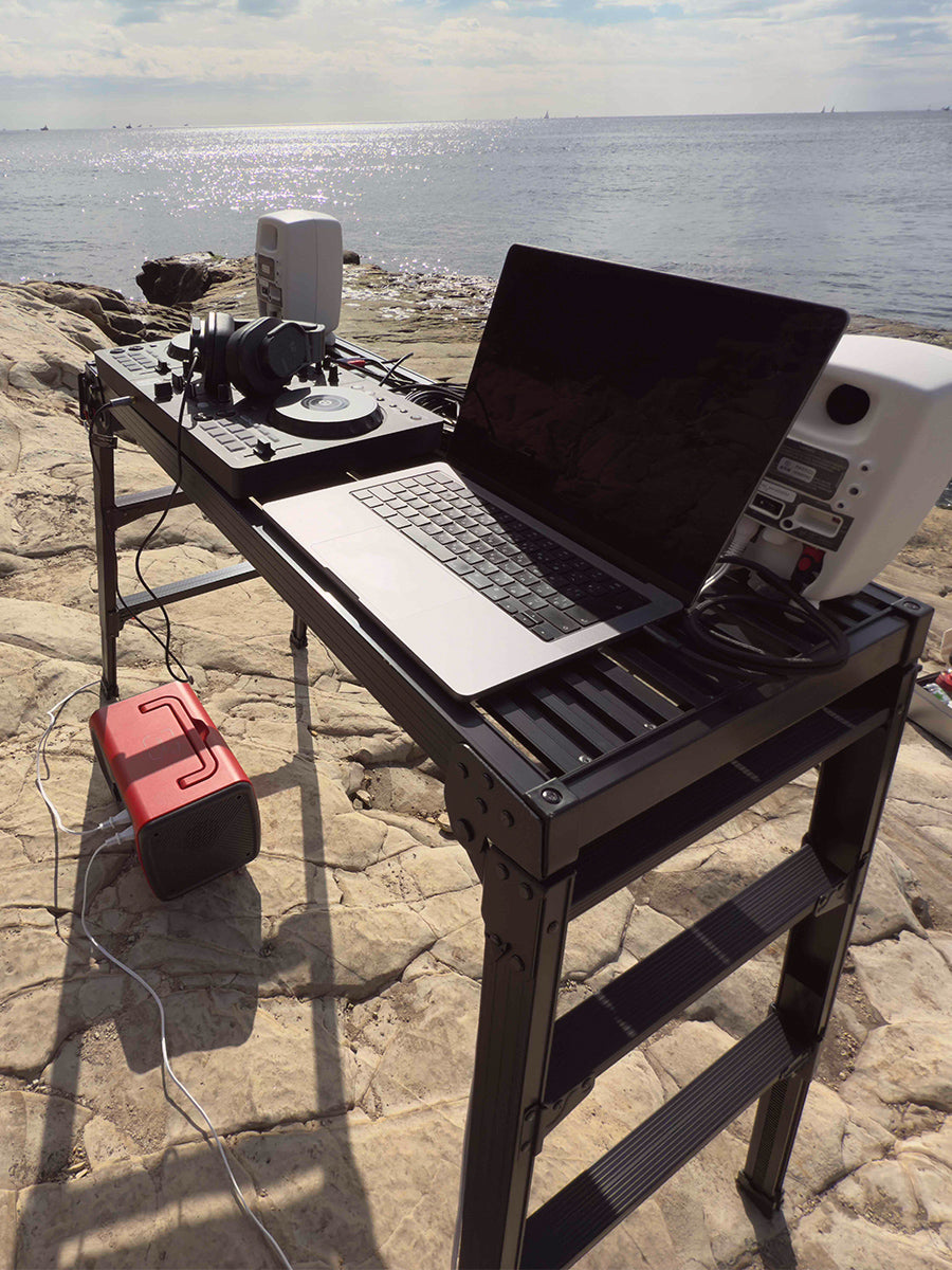 公式】長谷川工業 ポータブル DJテーブル DJH-100 脚部伸縮 簡単設置で