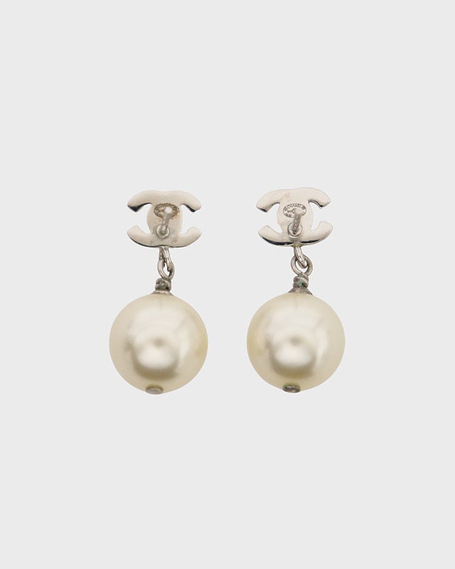 CHANEL COCOラインストーンパールピアス | Hedy