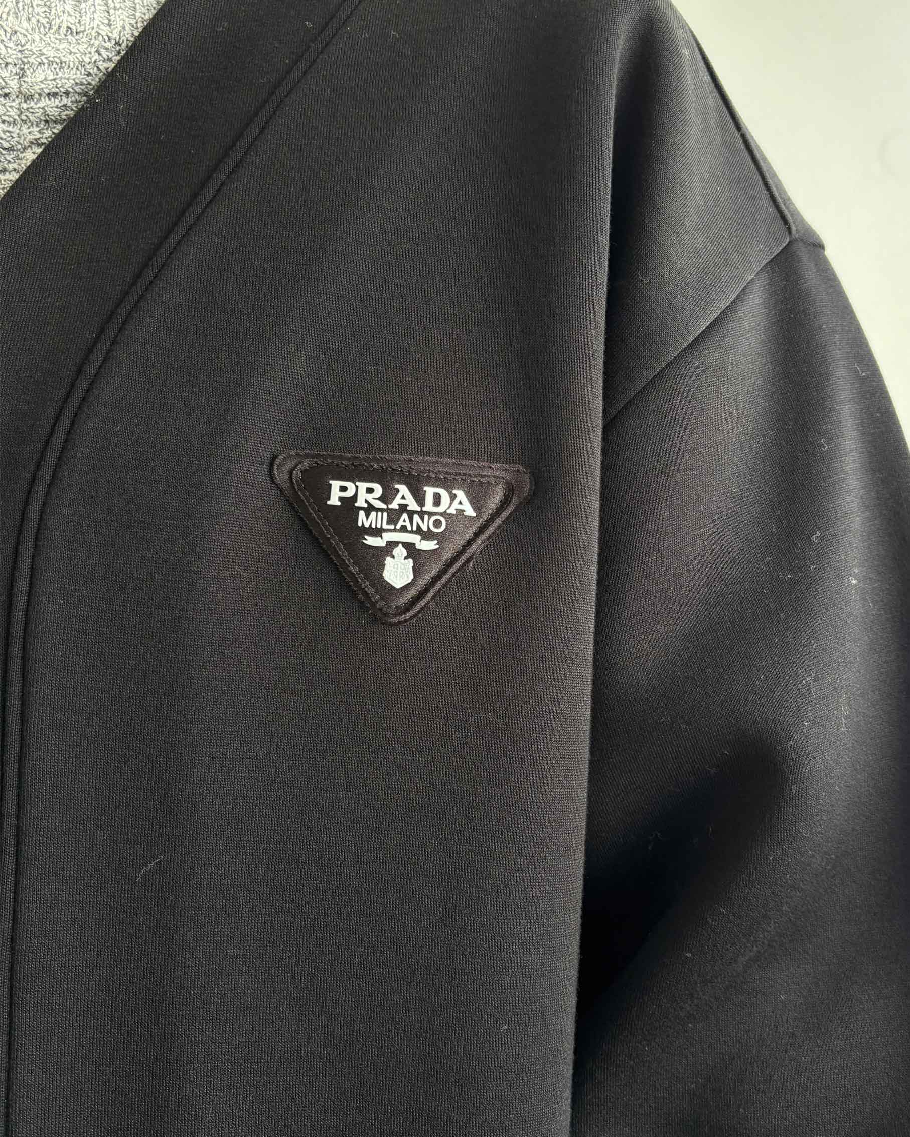 PRADA 三角ロゴブルゾン | Hedy