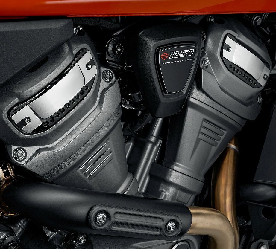 000000085196-01.jpg?size=m&w=