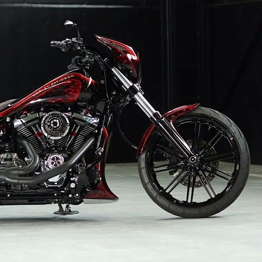 M8ソフテイル ブレイクアウト レイクトリプルキット (21インチホイール