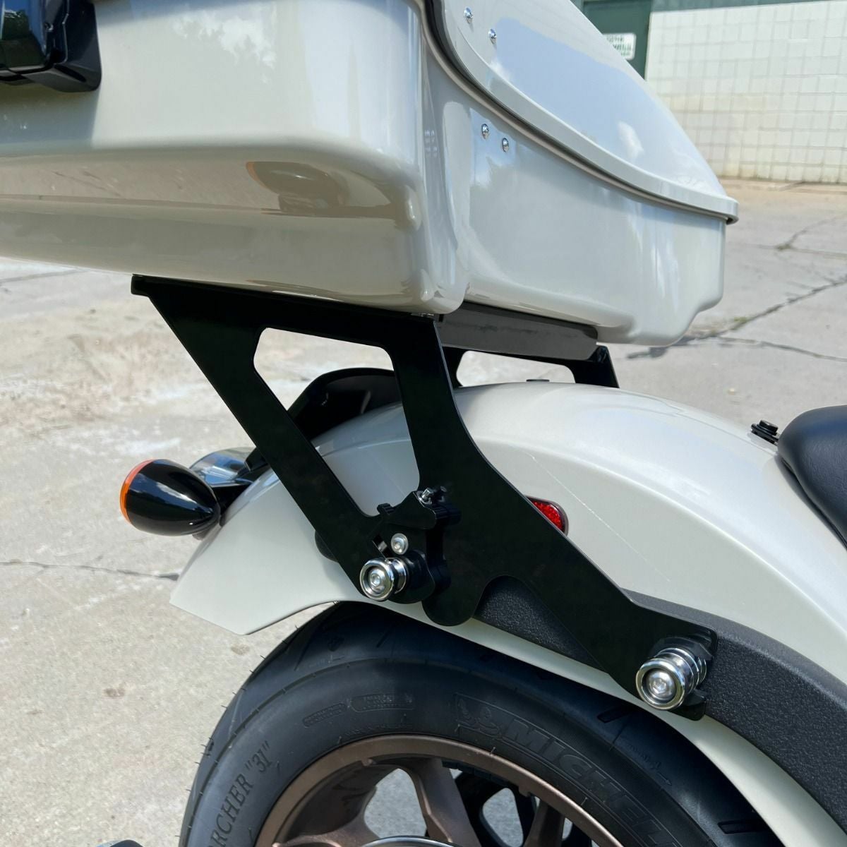 ソフテイル用ツアーパック｜ハーレーカスタムパーツ専門店