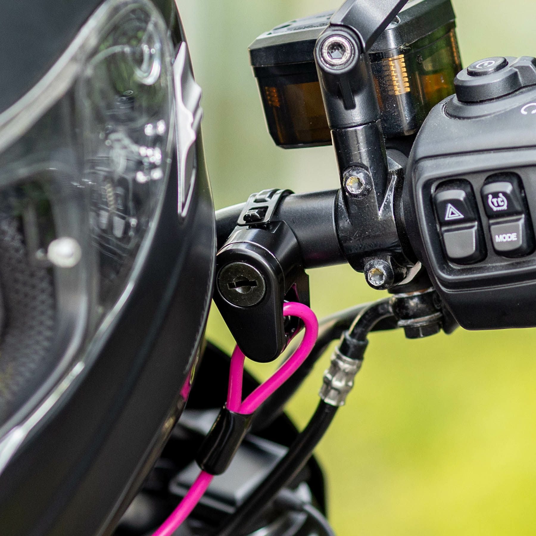 ネクストレベル ハンドルバー パーチクランプ ヘルメットロック