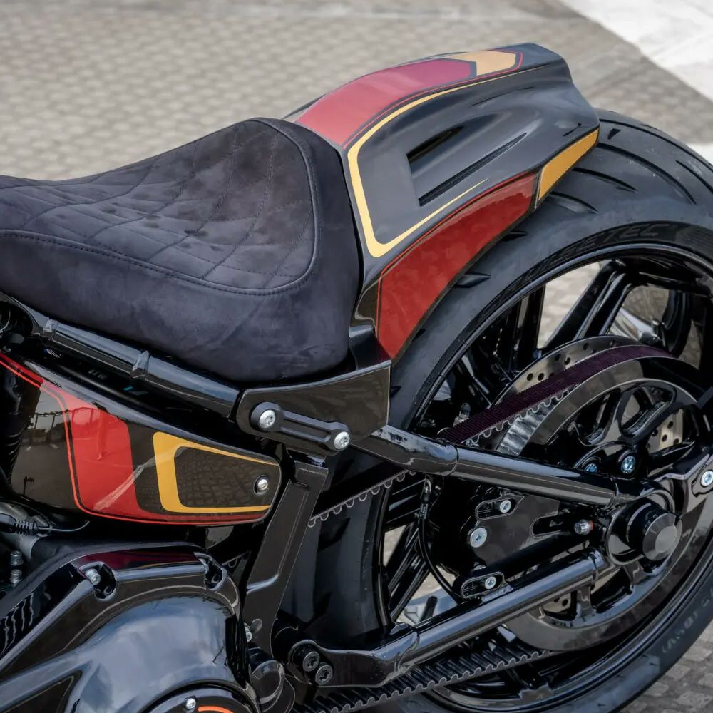 サンダーバイク GPスタイル リアフェンダー 21インチ x 260mmタイヤ