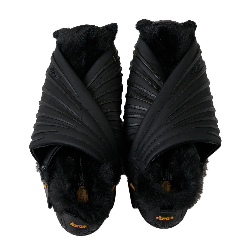 doublet × SUICOKE × Vibram Furoshiki、コウモリを模したコラボ