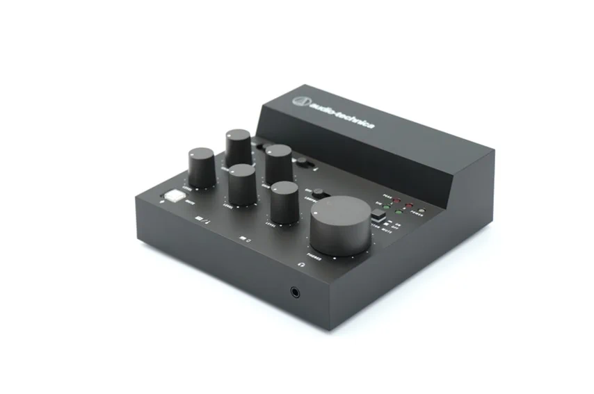 audio technica AT-UMX3をレビュー。コンパクトでシンプルに使いやすい