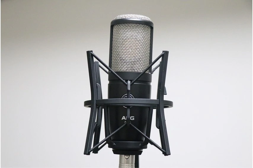 AKG P420をレビュー。指向性切替可能な2万円前半のコンデンサーマイク