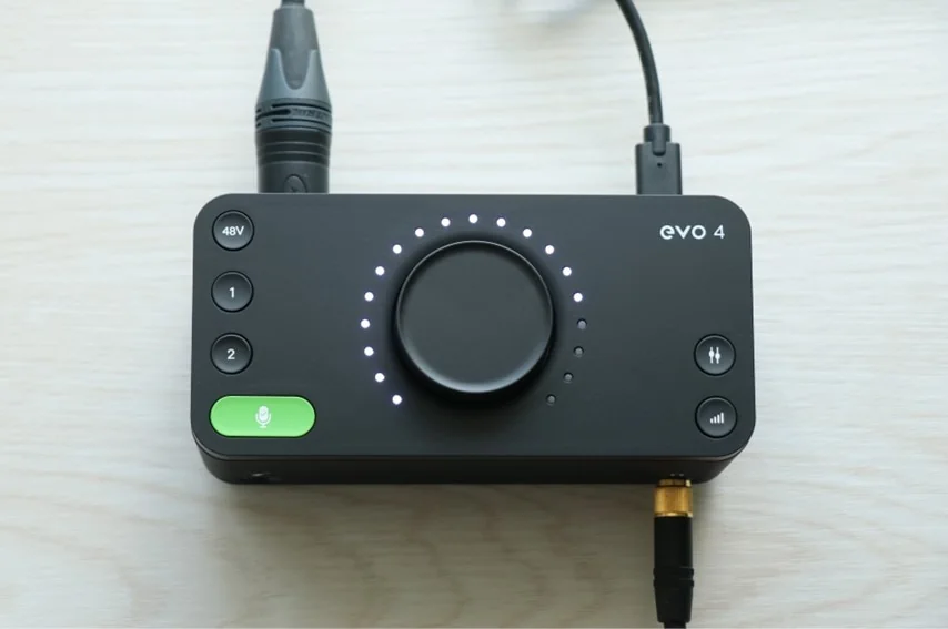 AUDIENT evo 4をレビュー。コンパクトで音も良いハンディサイズの