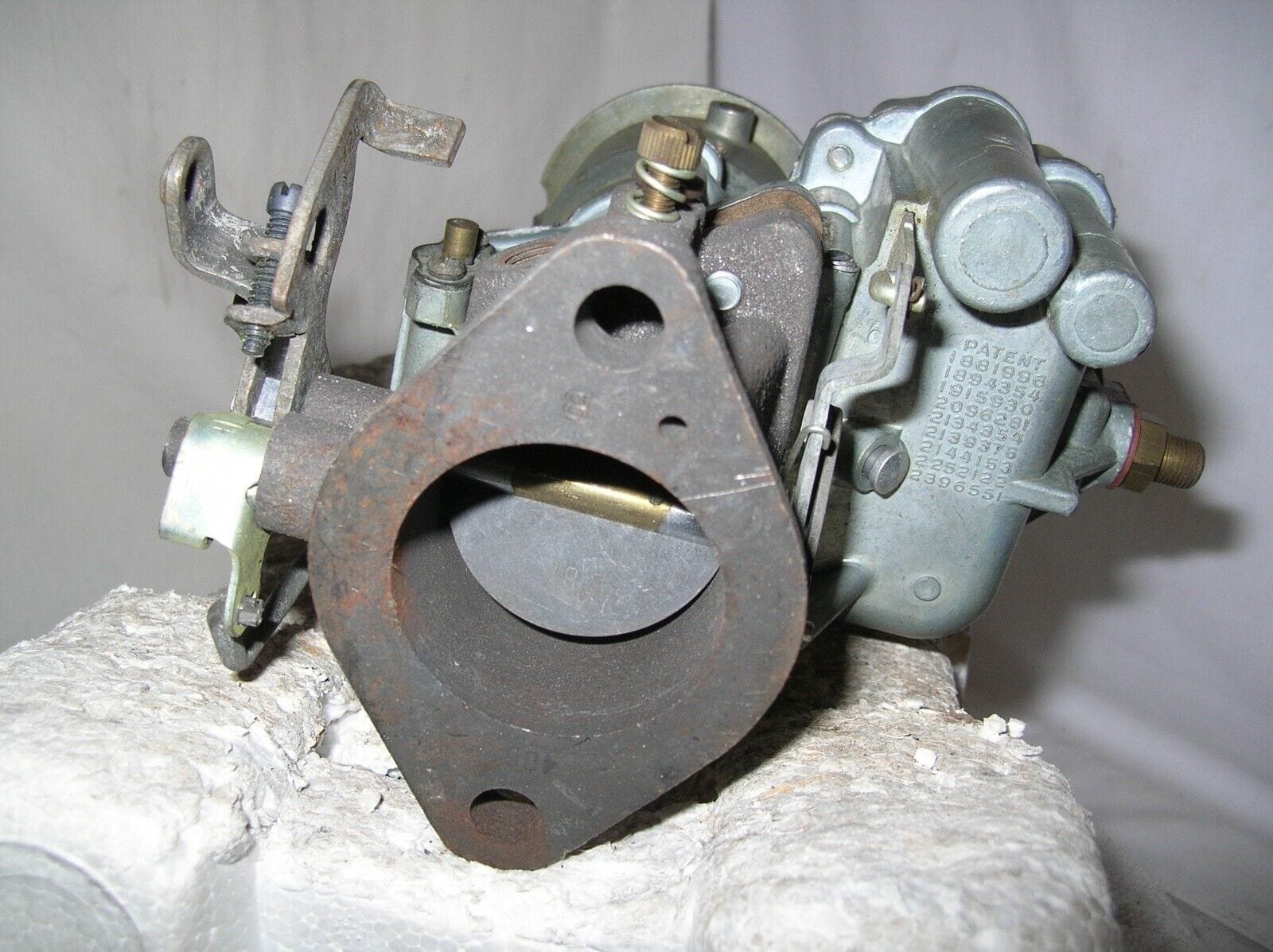 NOS Mopar Carter Carburetor 1946-8 Chrysler C38 DeSoto S-11 Fluid