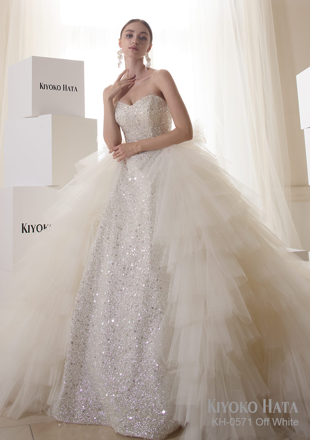 2WAYドレス】セレモニーと披露宴でイメージチェンジできるウエディング