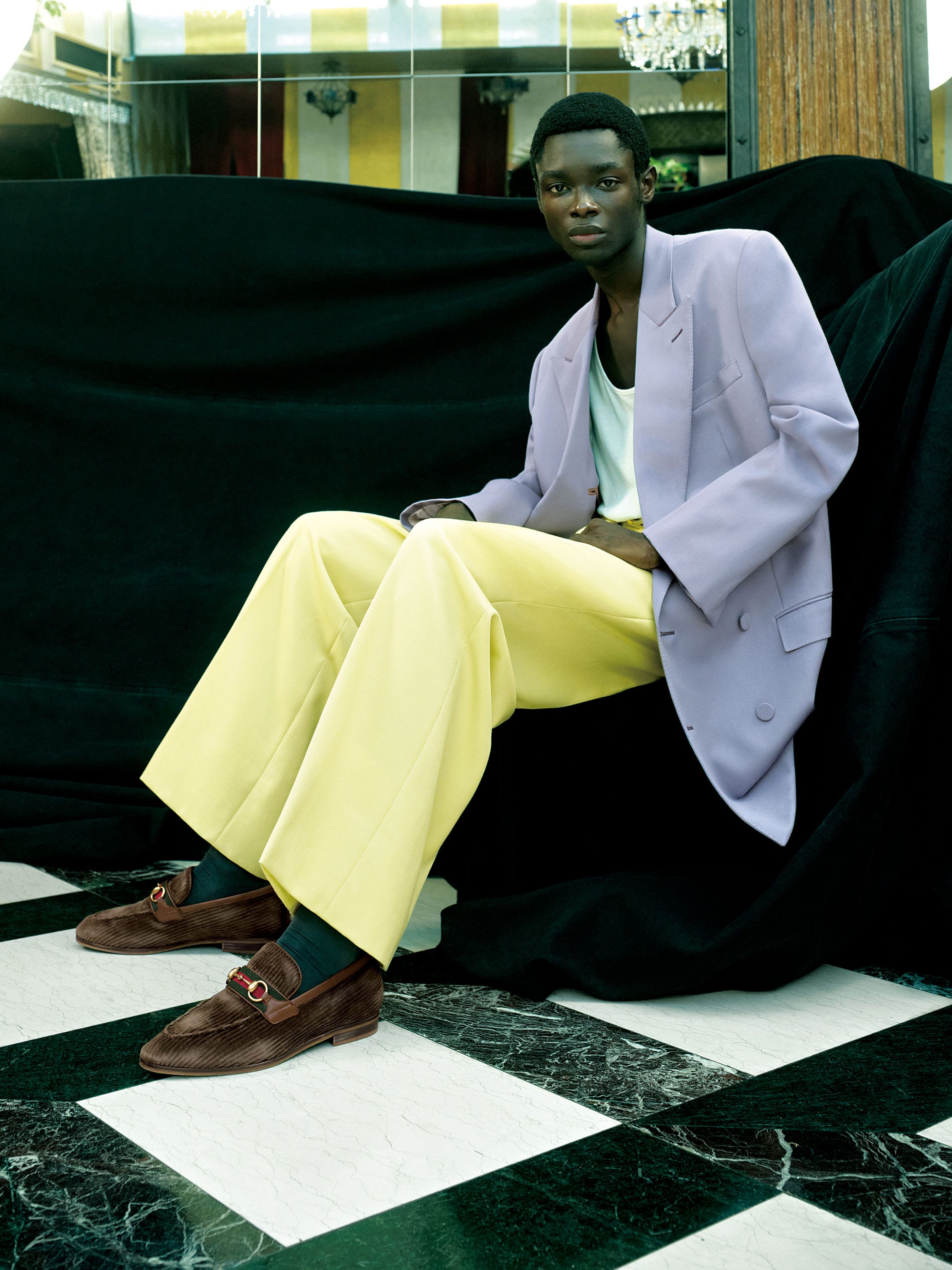 グッチ、ホースビット ローファーの万能性