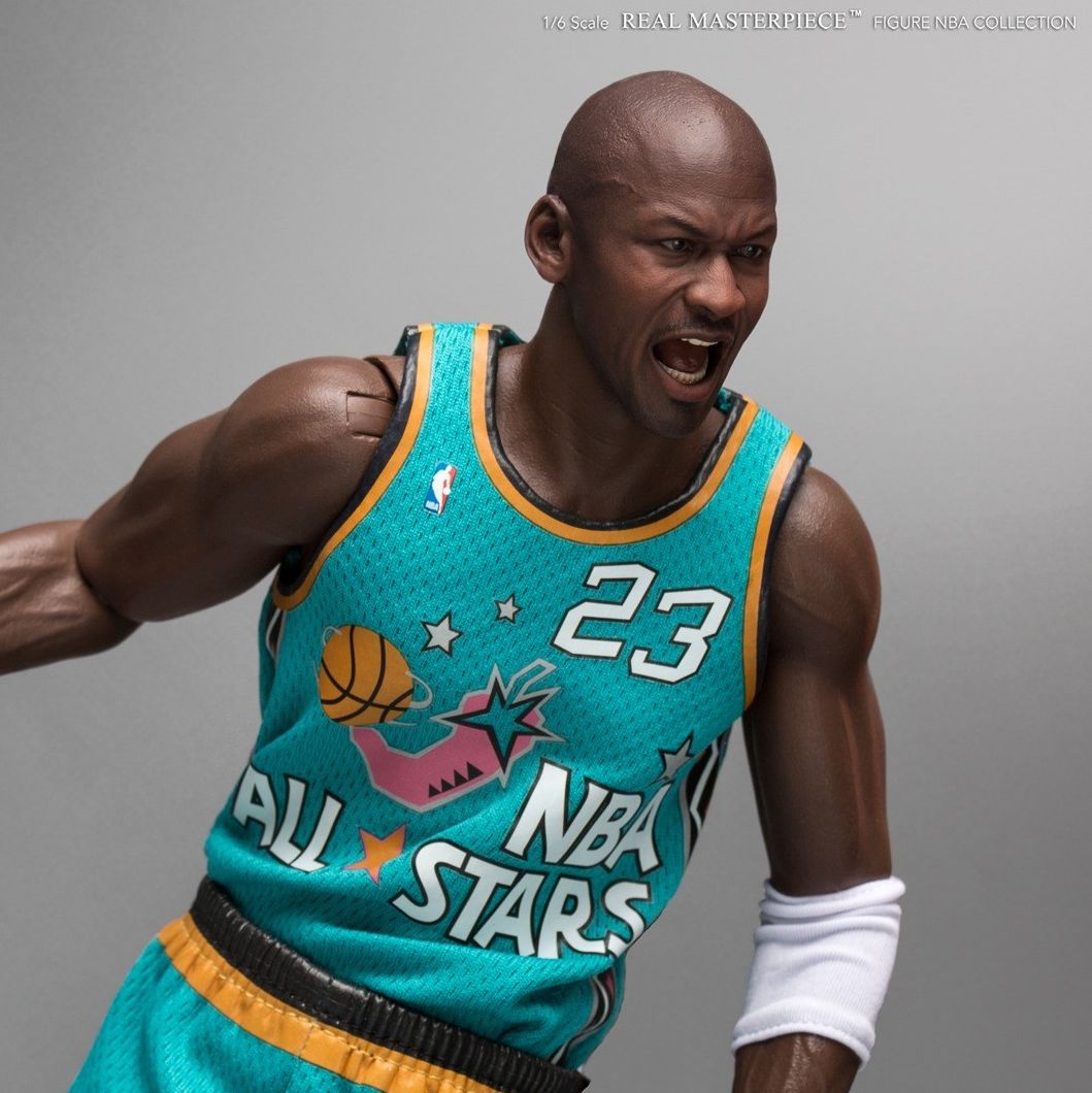 バスケの神様」マイケル・ジョーダンが精巧な1/6スケールフィギュアに