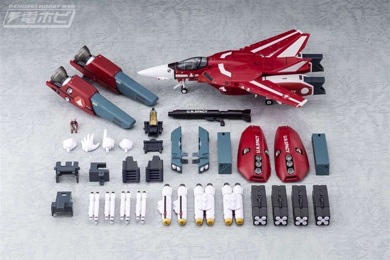 超時空要塞マクロス』VF-1J スーパーバルキリー（ミリア機）が