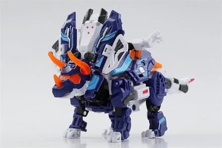 トリケラトプスがモチーフの「BB-55 SIGMA SPECIAL VER.」が52TOYSの