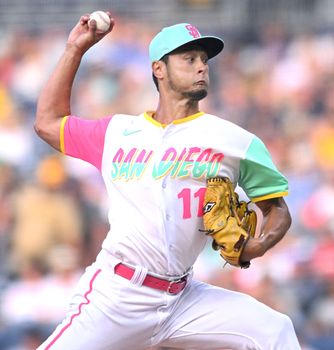 ダルビッシュ有、ど派手なユニホームで先発…5回3失点で日米通算