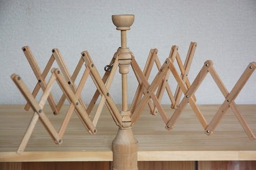 スウェーデンで見つけた古い木製のかせくり器 - 北欧、暮らしの道具店