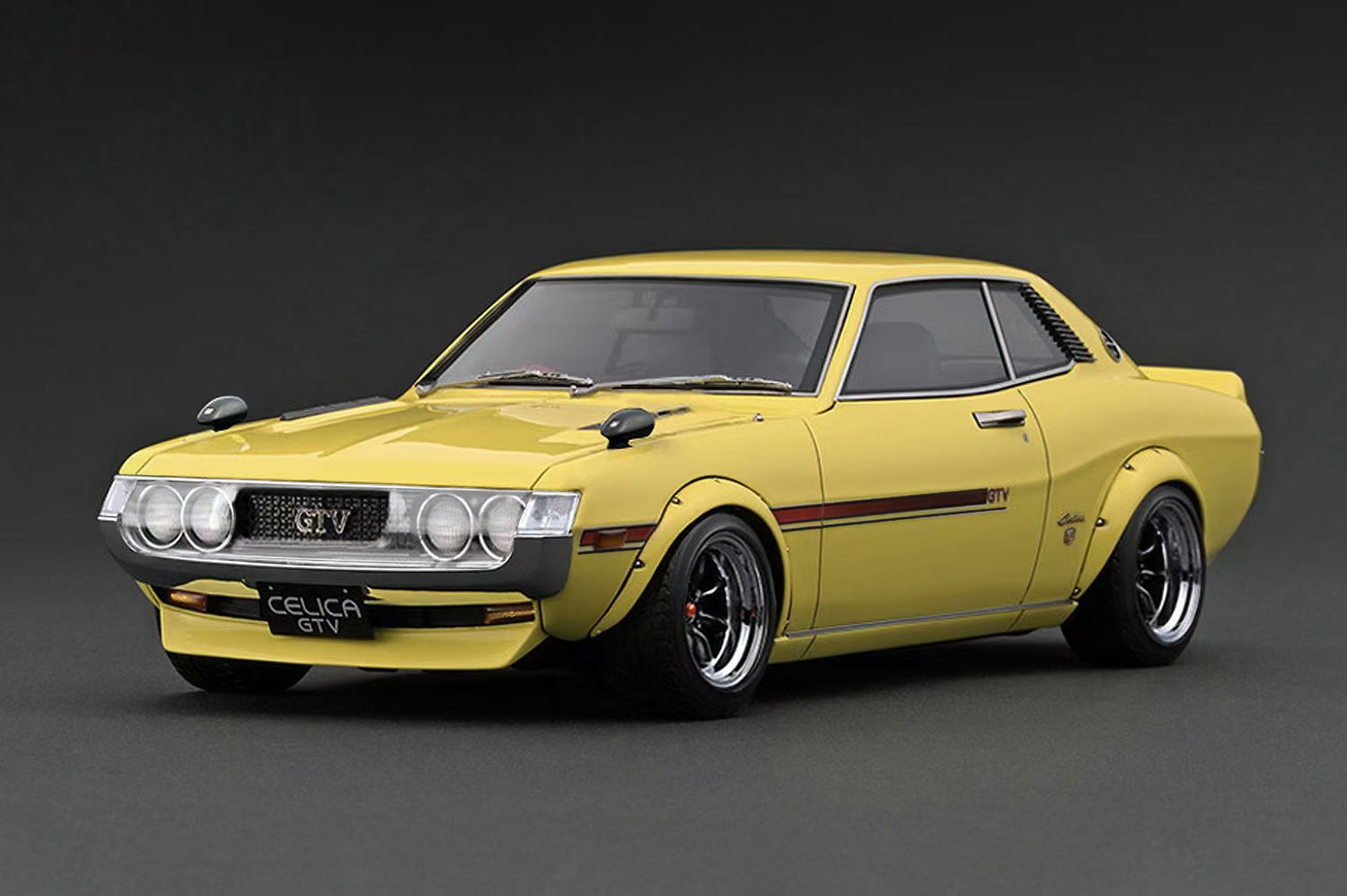 Ignition Model 1:18 Toyota Celica 1600GTV (TA22) Yellow – Horizon