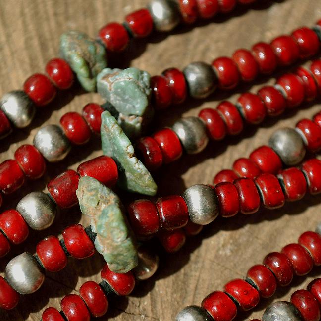 Antique white hearts Beads Necklace ( アンティーク ホワイトハート