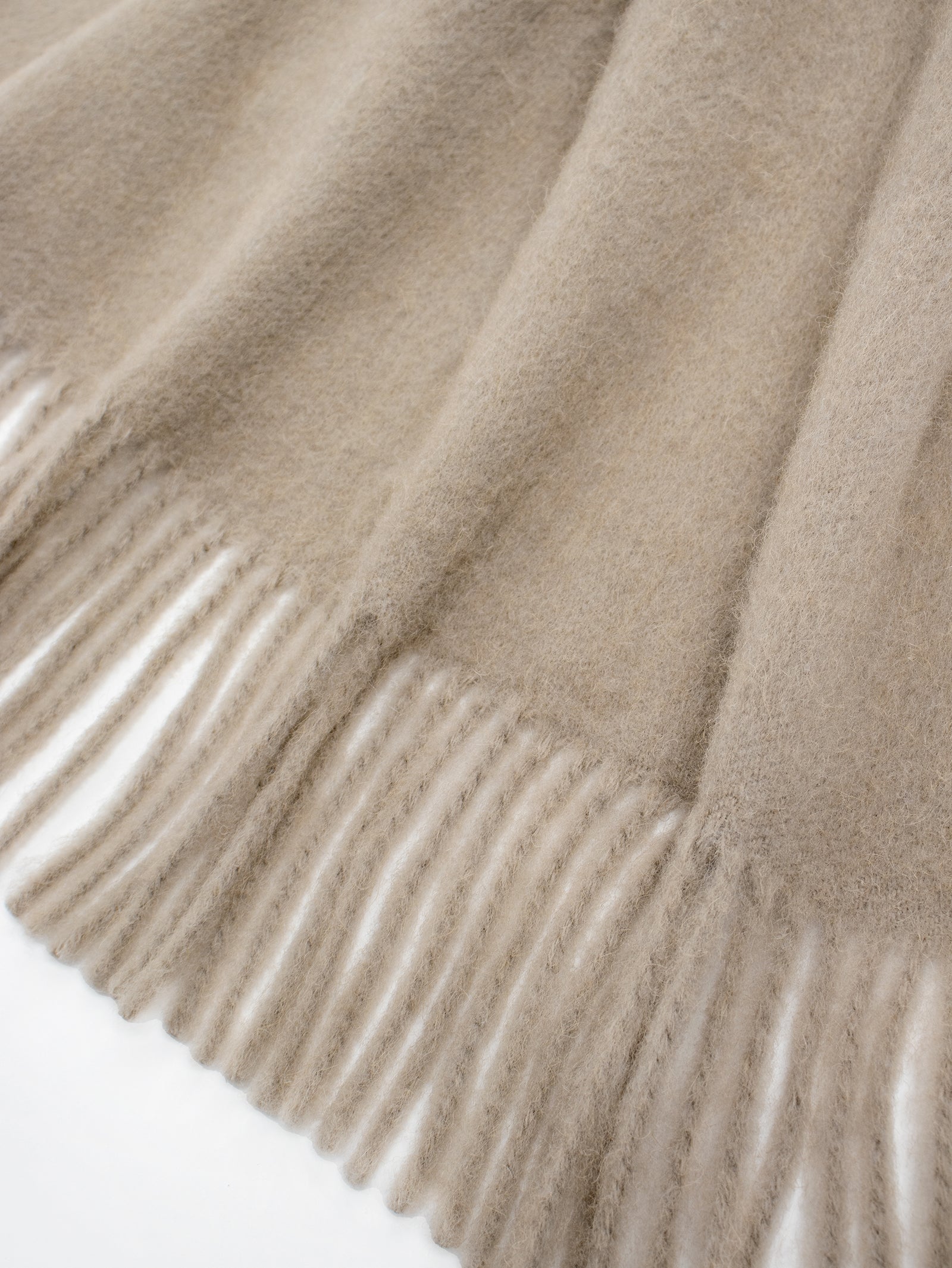 ASAUCE MELER | ベビーキャメル オーバーダイキャメルストール – H+