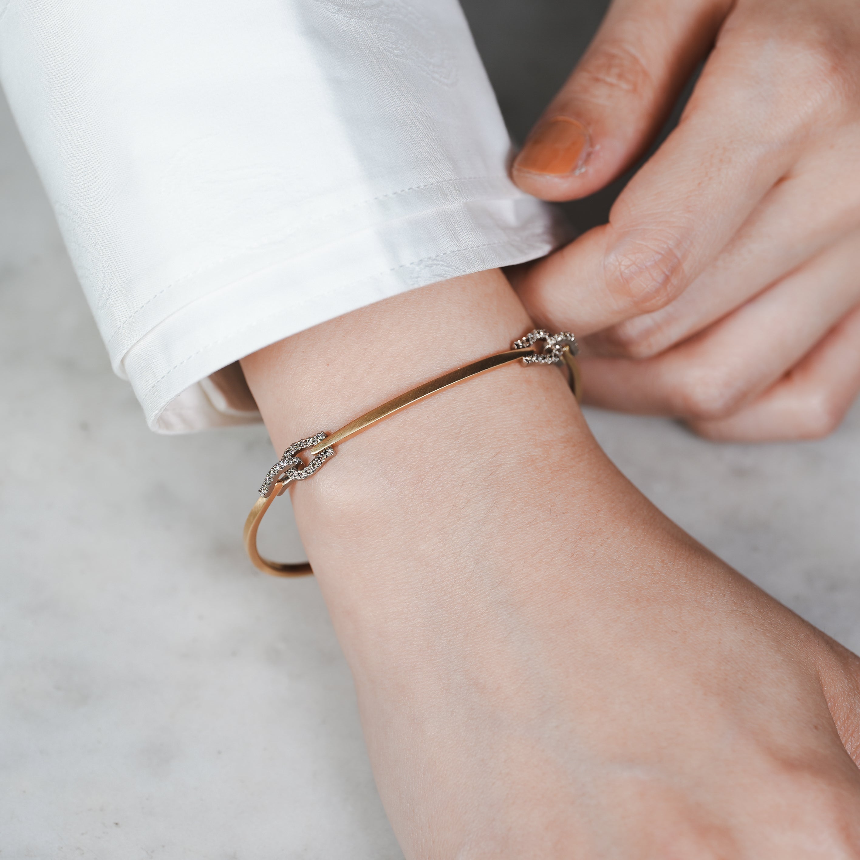 hum ハム THE SYMBOL OF REFINED METAL BRACELET RF2021-BR7