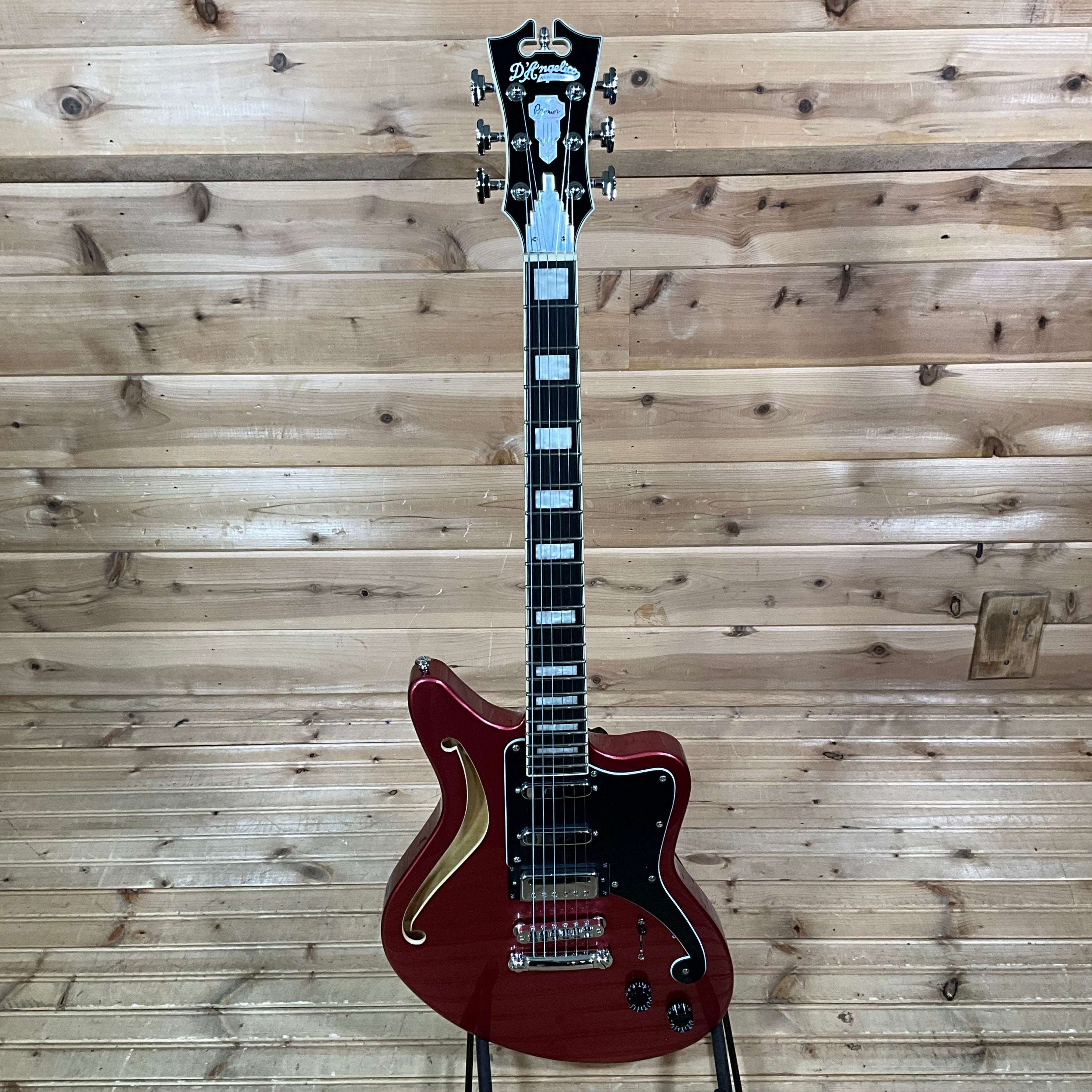 D'Angelico Premier Bedford SH Electric Guitar - Oxblood - Huber