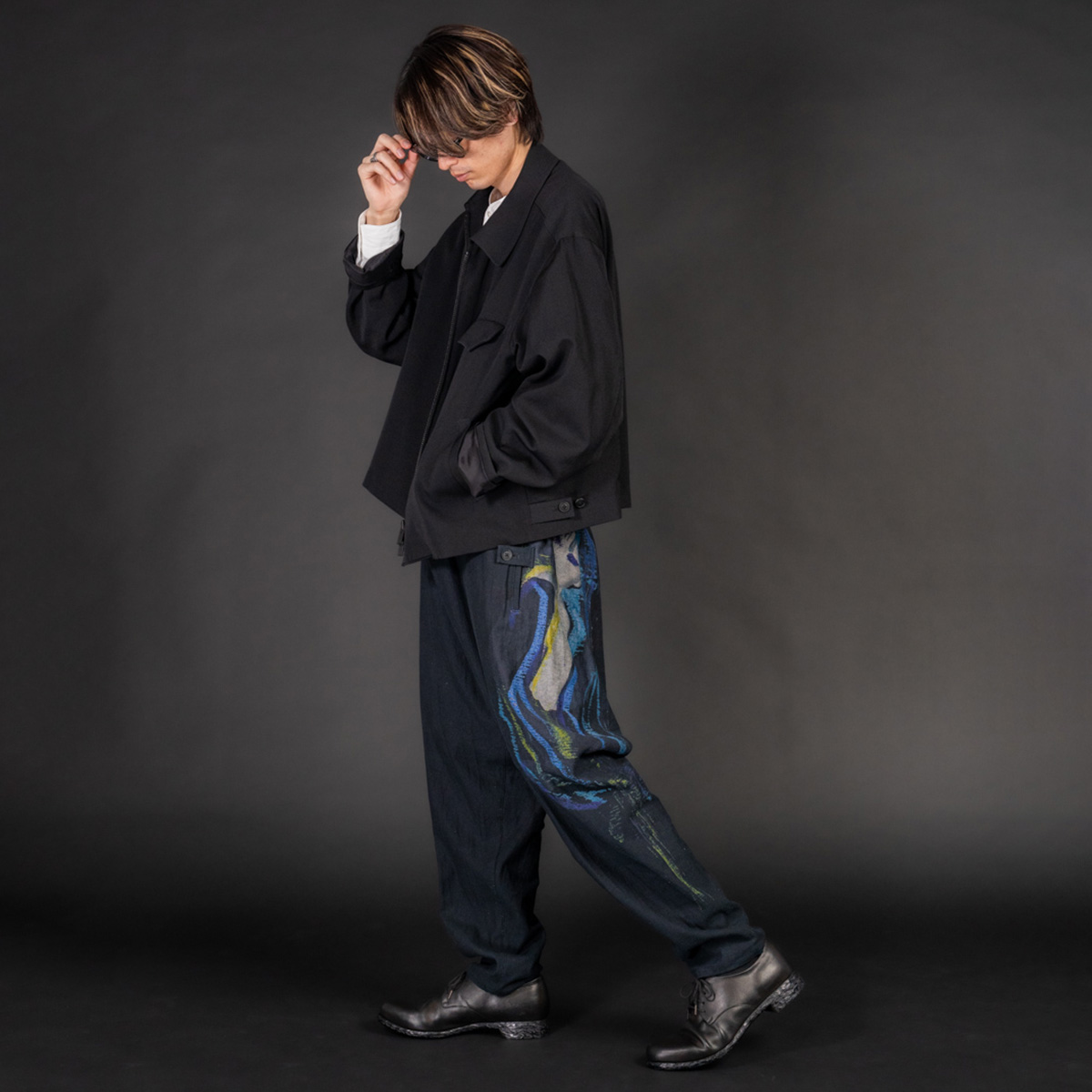 ヨウジヤマモト 24AW 女性柄デニムパンツ | HUES 福岡セレクトショップ