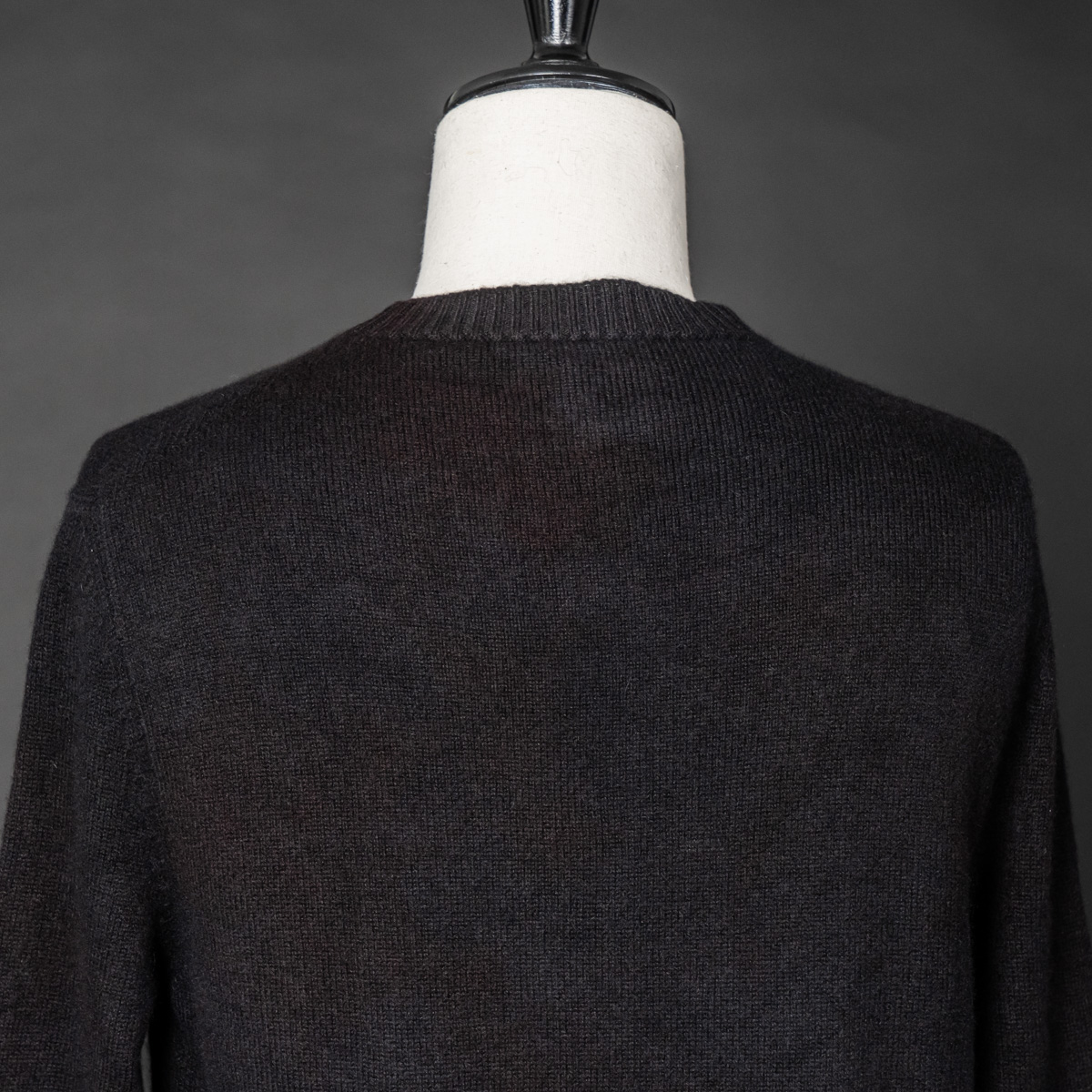 ジェフリー B.スモールのアクシデンタルダイ カシミアニット 2025ver