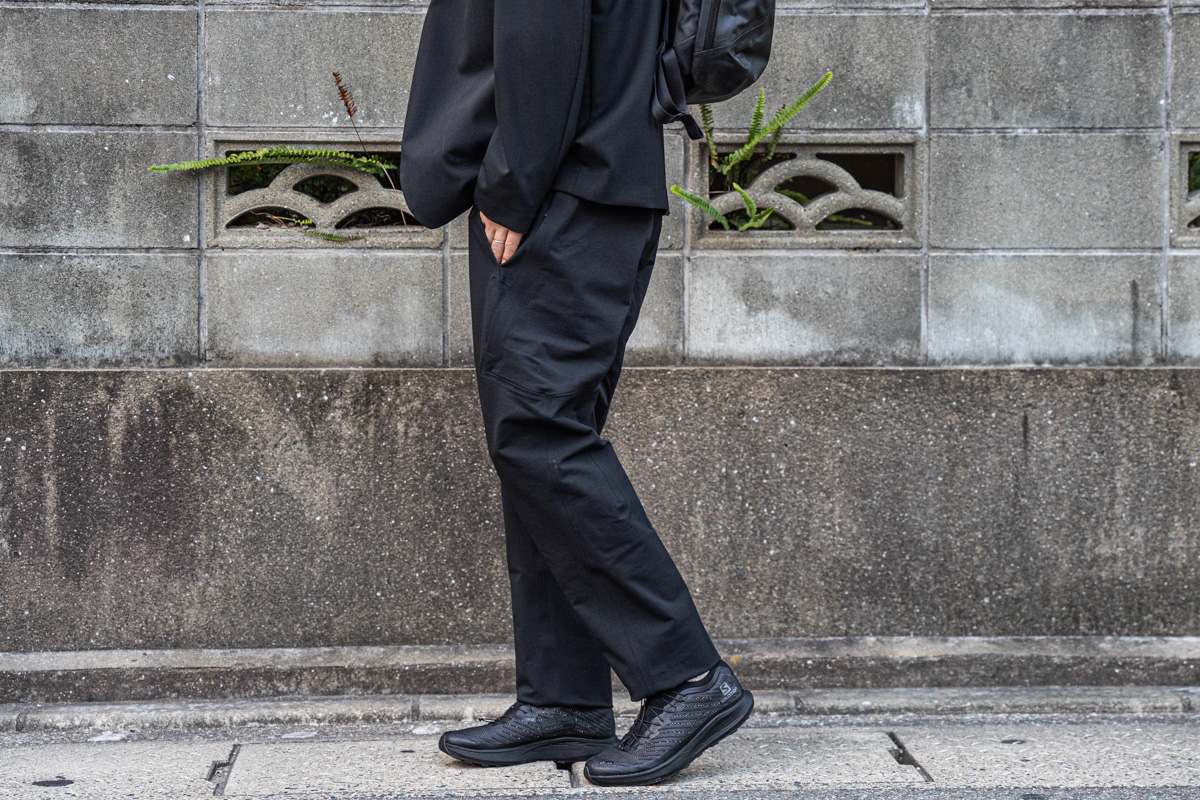 アークテリクヴェイランスのアラインMXパンツ | HUES 福岡セレクトショップ